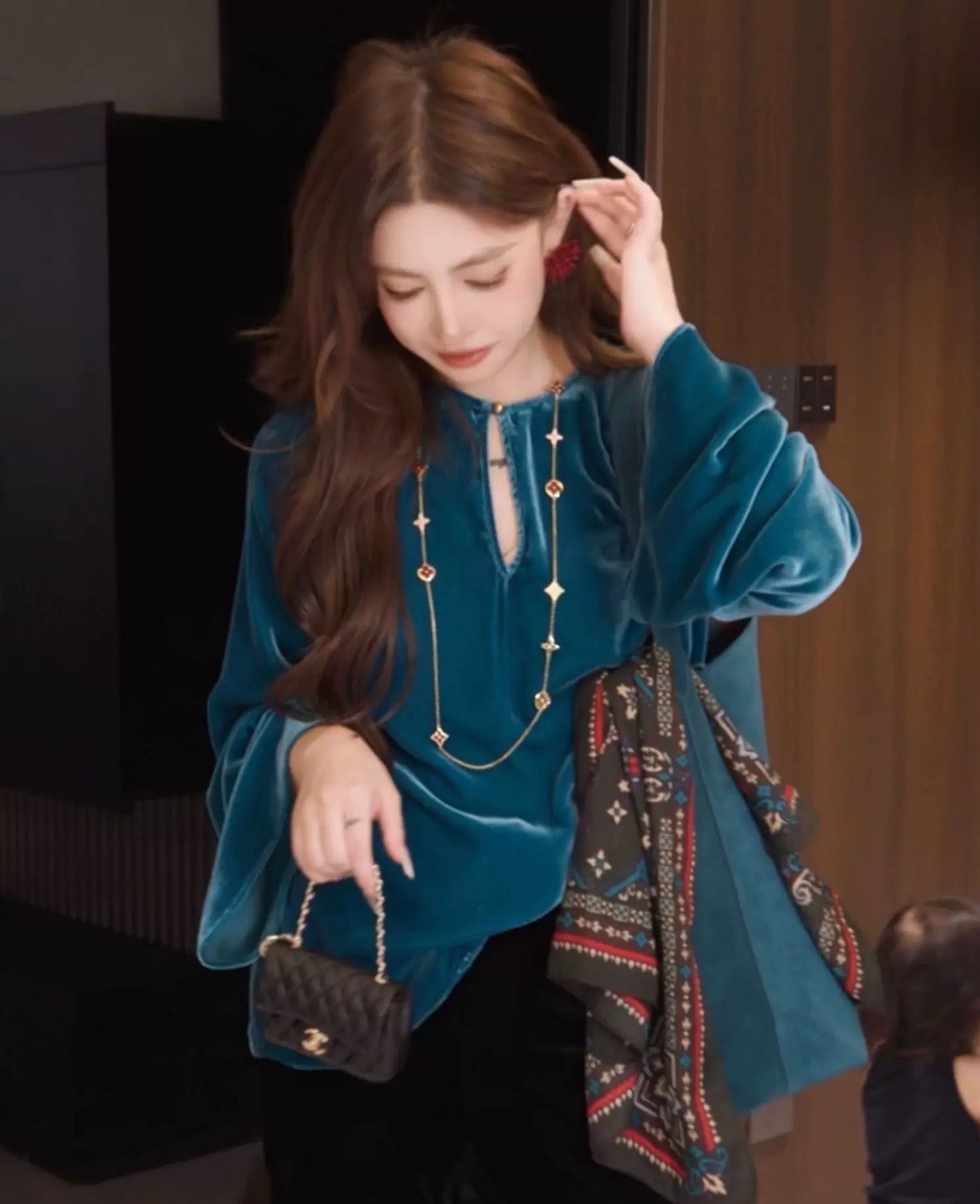 青玉案 新中式国风高级感金丝绒长袖上衣 Green Jade · New Chinese-Style Gold-Velvet Long-Sleeve Top