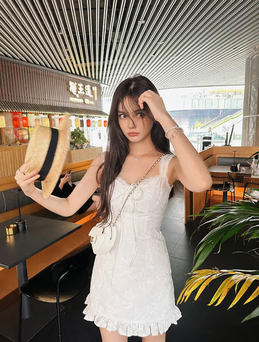 夏日花语 - 夏季白色勾花露背连衣裙 Summer Floral Whisper - Summer White Crochet Backless Dress