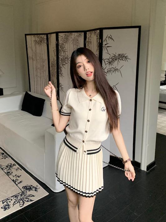 学院的微风 - 夏季时尚学院风短袖针织上衣/百褶半裙 Summer Fashionable Collegiate Short Sleeve Knit Top/Pleated Midi Skirt