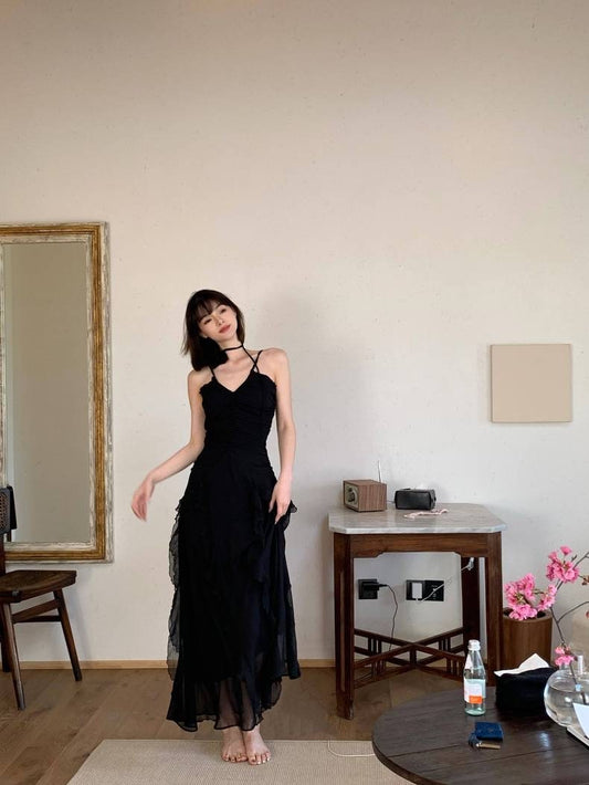 雅致镂空 - 夏季镂空V领收腰不规则连衣裙 Summer Hollow Out V-neck Waist Cinched Irregular Dress