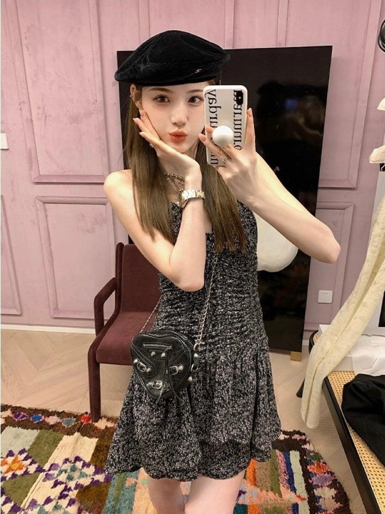 黑色花雾 - 性感修身收腰吊带连衣裙  Sexy Bodycon Waist-cinching Cami Dress