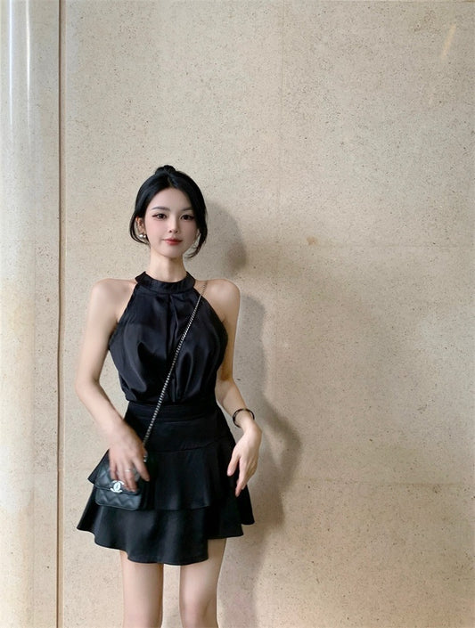 黑金风华 -  法式挂脖甜辣上衣/蓬蓬半身裙 French-style Halter Sexy Top / Midi Skirt