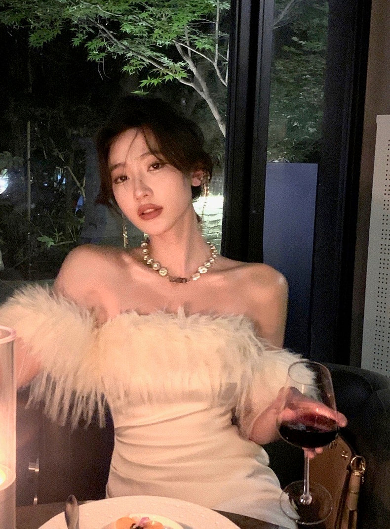 浮世舞会 - 秋季一字肩显身材连衣裙 Masquerade Waltz - Autumn One-Shoulder Figure-Flattering Dress