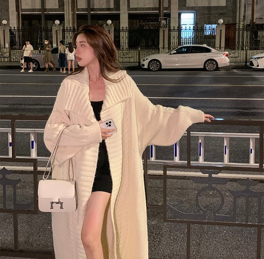 高贵糯美 - 气质软糯针织长款毛衣外套 Graceful Soft Knit Long Cardigan Sweater