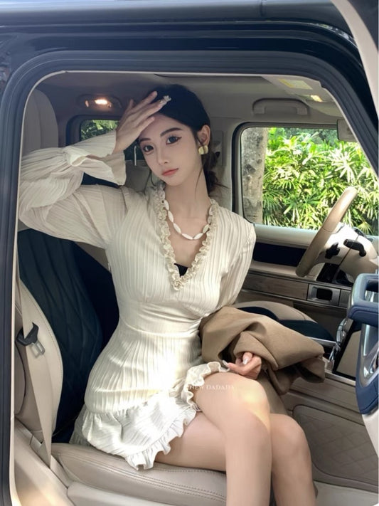 圣地罗兰公主 - 复古时尚法式长袖连衣裙 Yves Saint Laurent Princess - Vintage Chic French Long Sleeve Dress