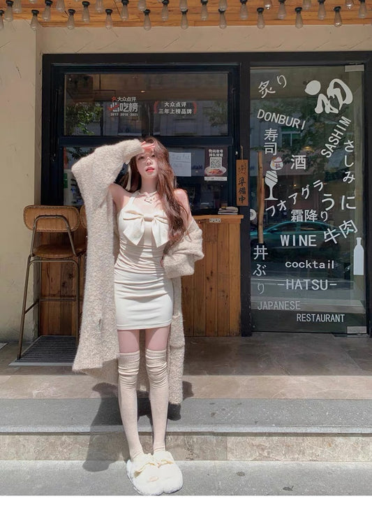 柔柔可露 - 法式蝴蝶结挂脖吊带连衣裙/毛衣外套 Gentle Elegance - French Bow Tie Halterneck Dress/Sweater Coat