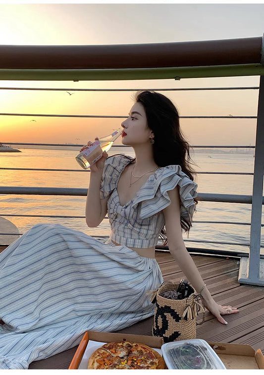 须臾的浪漫 - 度假风简约条纹露腰连衣裙 Vacation-Style Minimalist Striped Cutout Dress