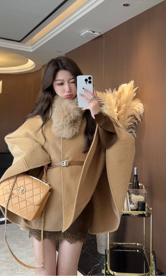 斗篷三件套 - 秋冬名媛风毛领斗篷大衣 Winter Aristocratic Style Fur Collar Cape Coat