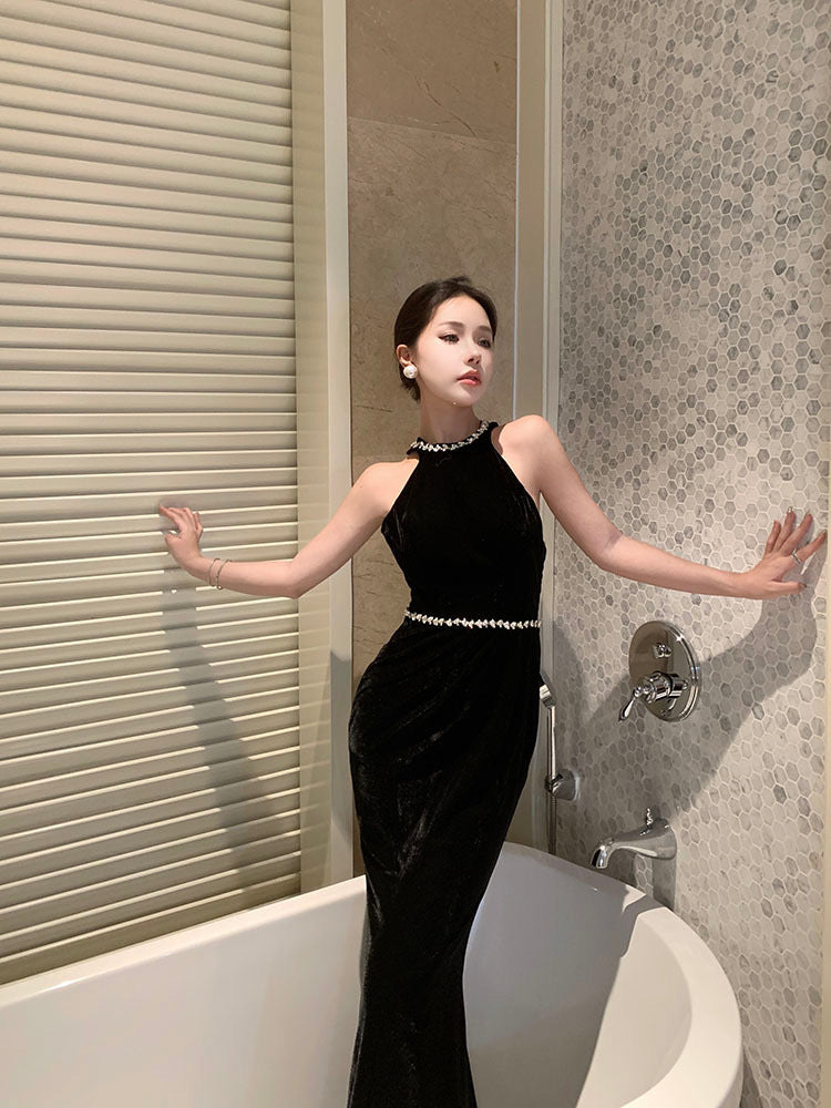 黑珠雅影 - 赫本风闪钻挂脖鱼尾连衣裙 Hepburn Style Rhinestone Halter Mermaid Dress