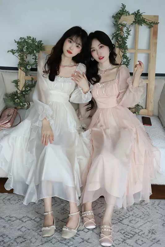 雾漫霜白 - 仙气高腰长袖收腰连衣裙 Ethereal High-Waisted Long Sleeve Waist-Cinching Dress