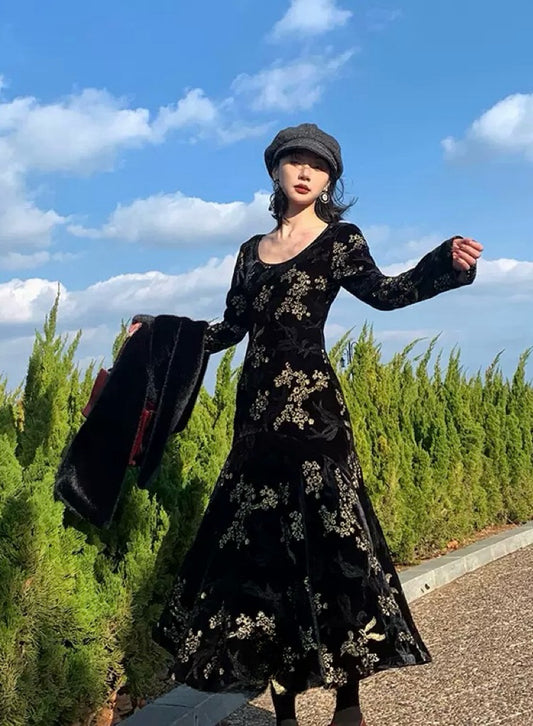 金缕裙 - 复古刺绣提花高级感鱼尾连衣裙 Vintage Embroidered Jacquard High-End Mermaid Dress