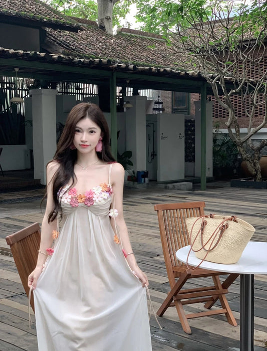 雾里看花 高端精致度假风吊带连衣裙 High-End Exquisite Resort Style Strap Dress