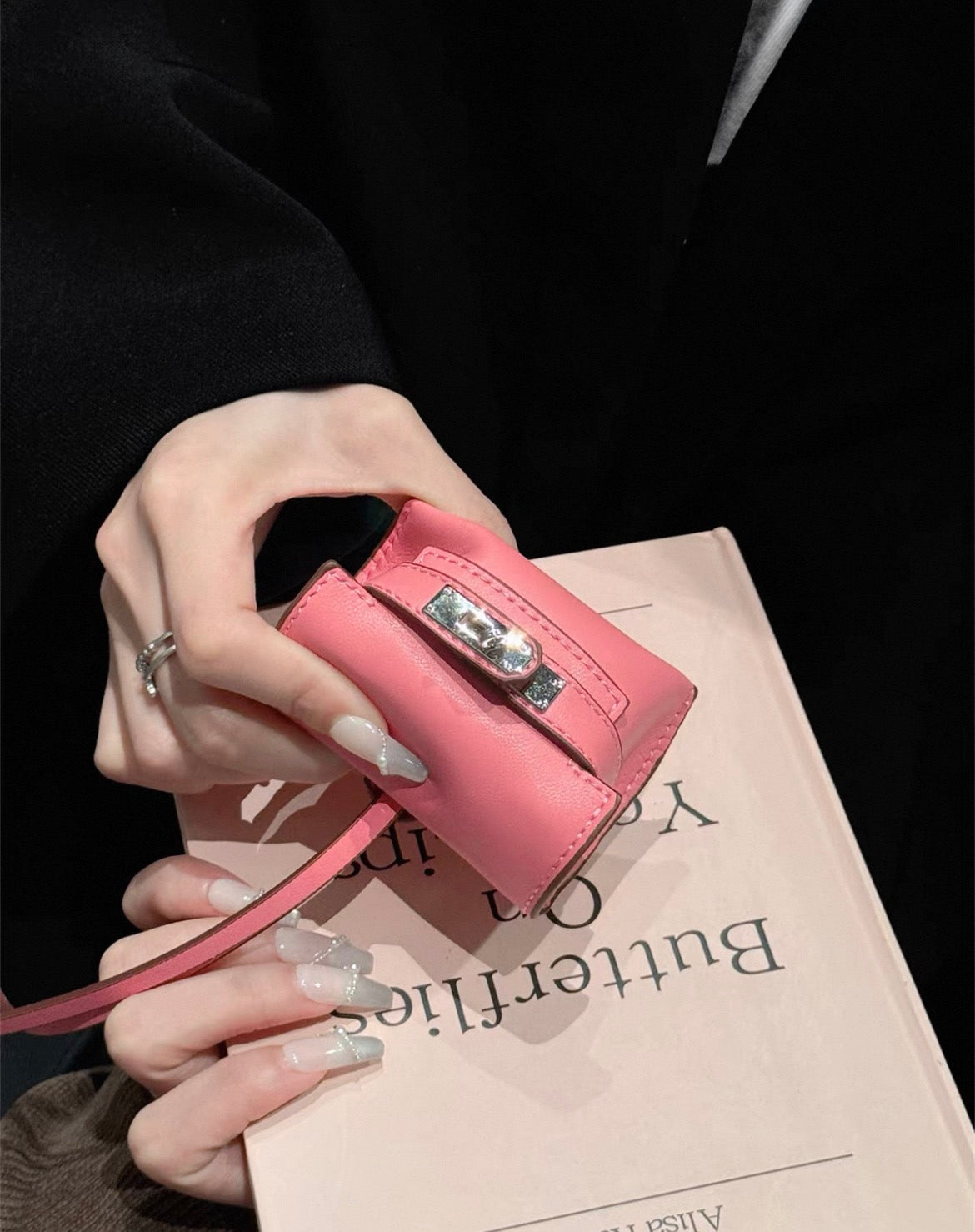 KELLY Dumpling Airpods Mini Case