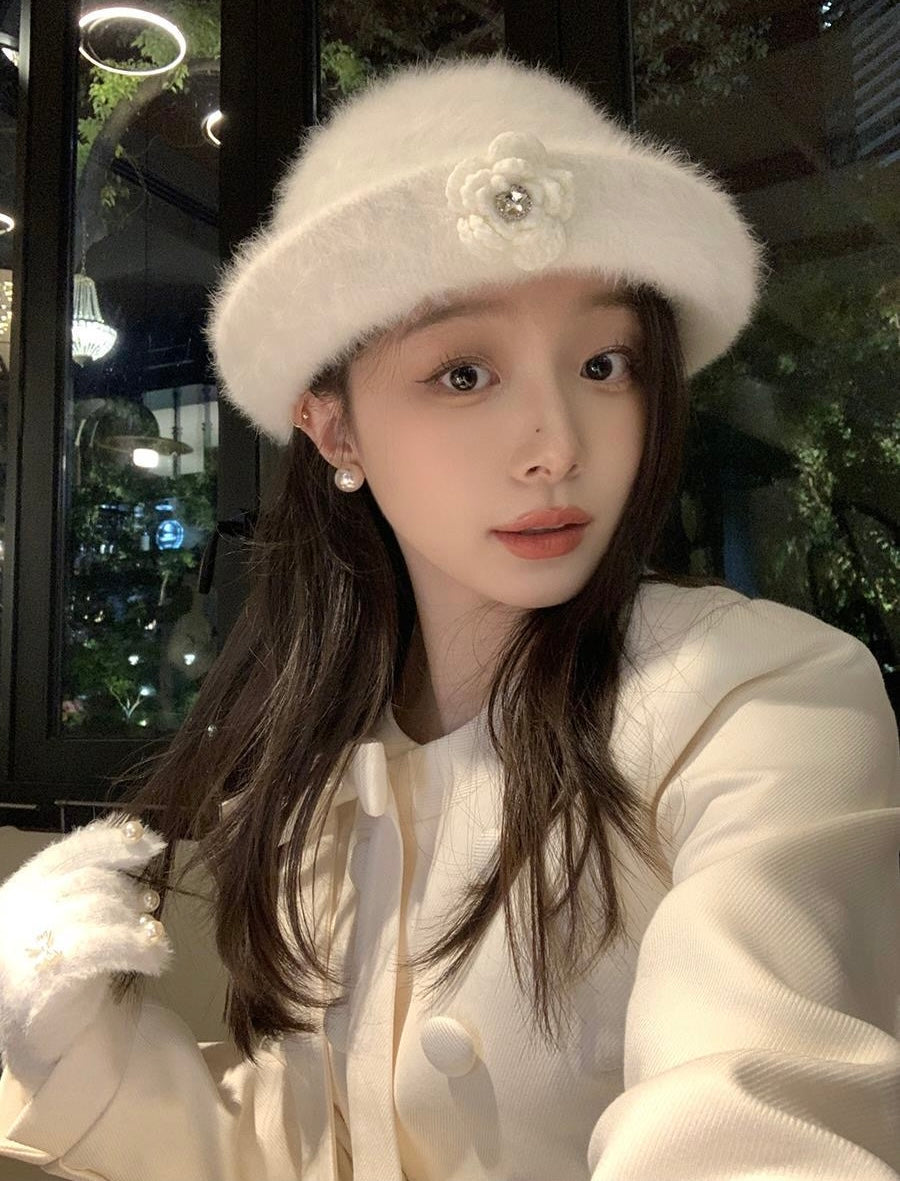 欧爵夫人 山茶花仿兔毛小香风卷边礼帽 Madame Oujue Camellia Faux Rabbit Fur Chanel-Inspired Rolled-Brim Hat