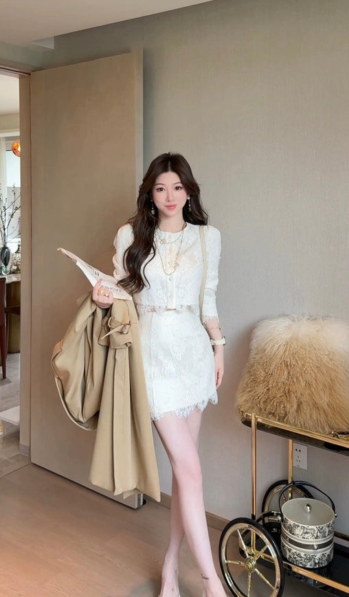 伊贝蒂套装 气质蕾丝上衣+短裙套装 Ebetti Set – Elegant Lace Top and Mini Skirt Outfit
