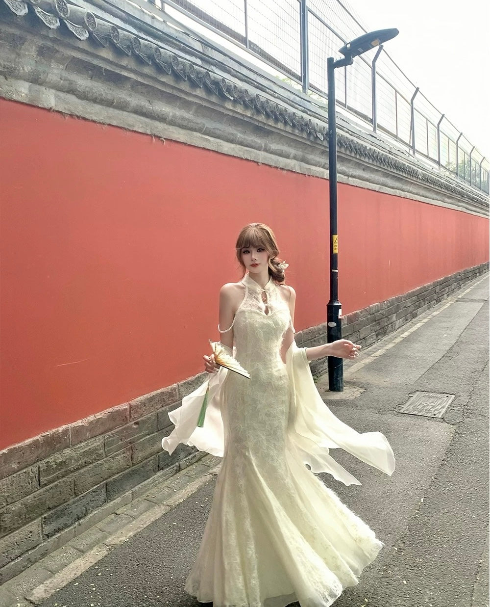 古梦琉璃 Ancient Reverie · Tailored Halter Qipao Dress