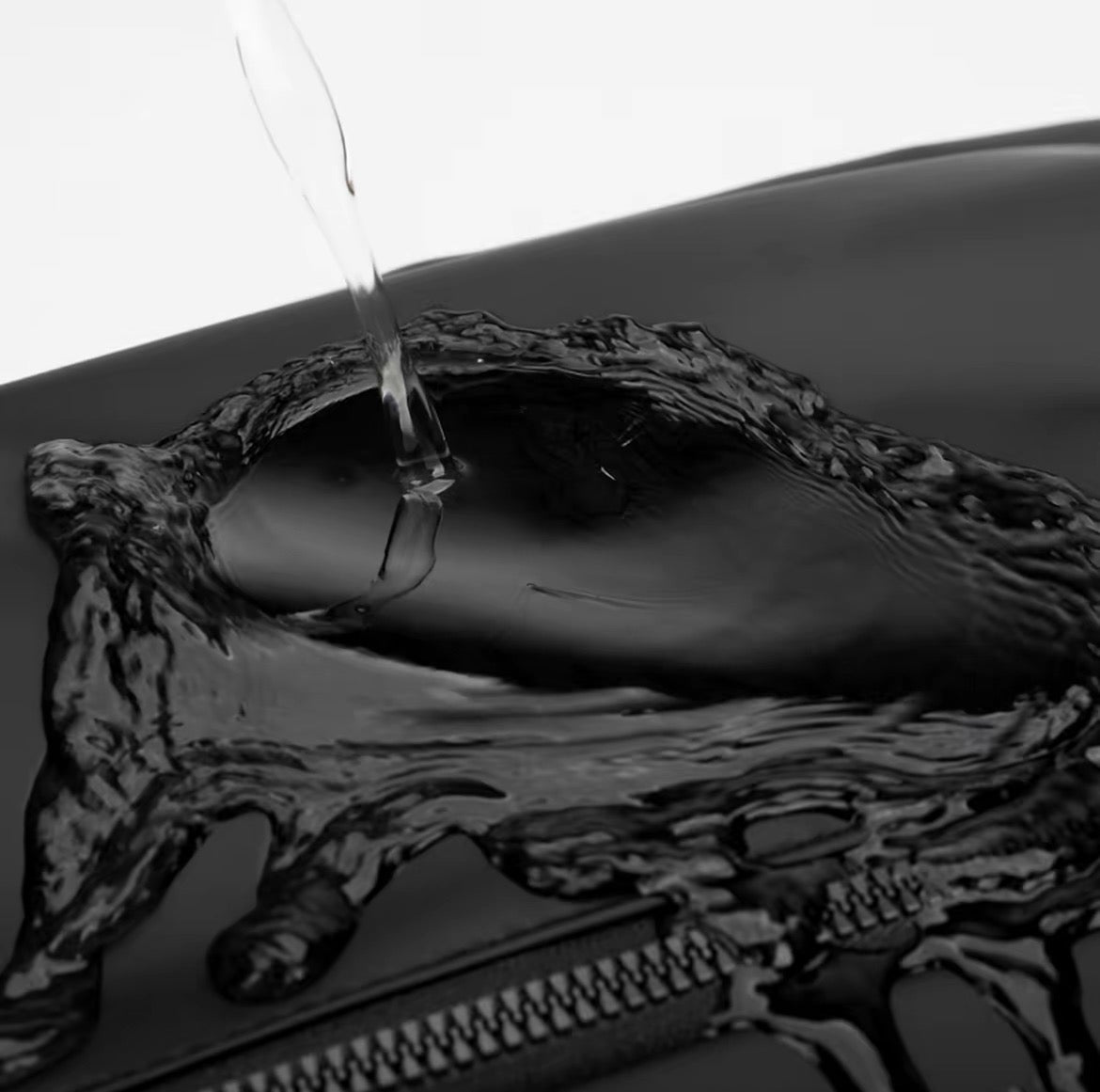 The Navigator Large Urban Messenger Bag