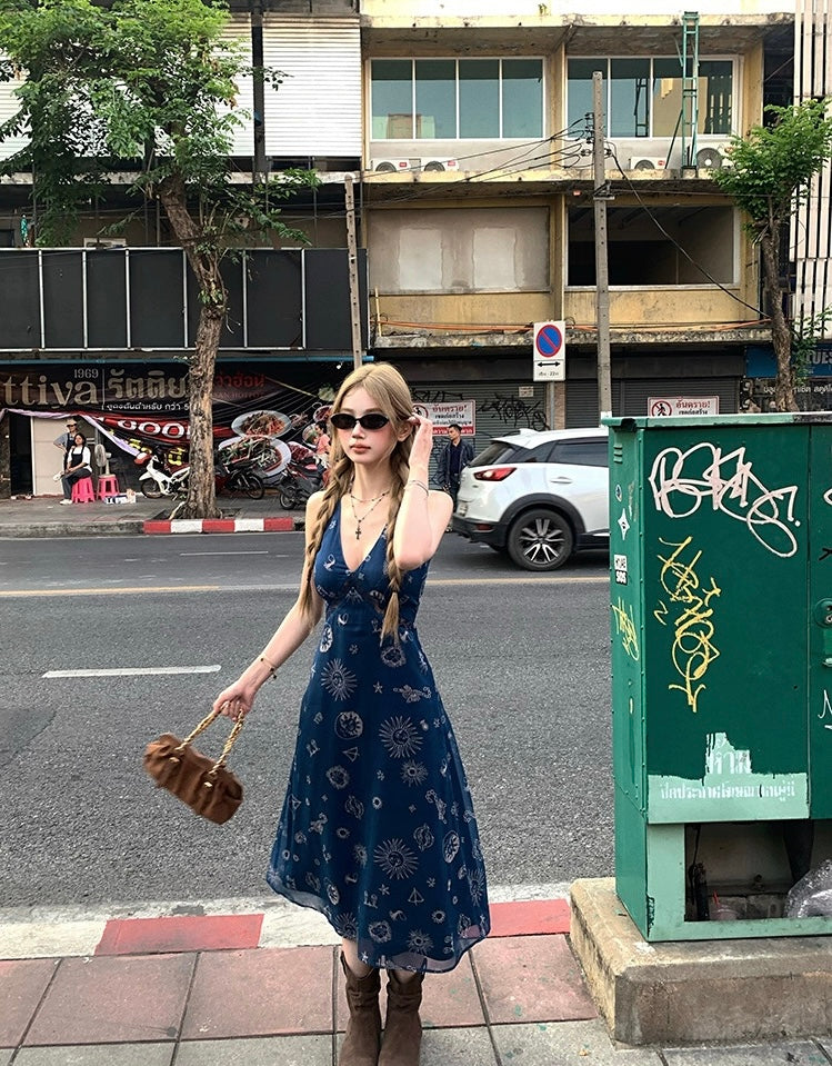 西西里邂逅 复古V领背心连衣裙 Sicilian Encounter – Vintage V-Neck Sleeveless Dress