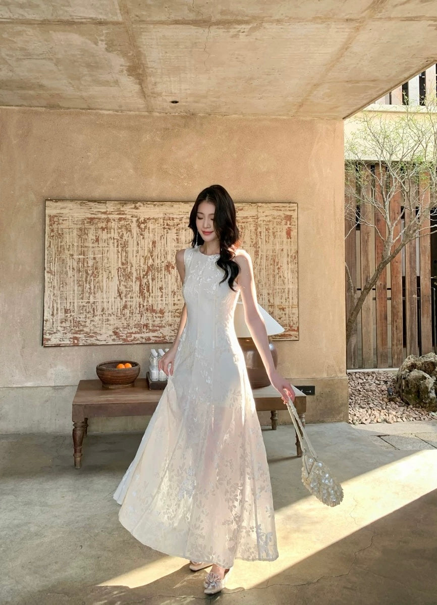 百变公主 温柔风一衣多穿连衣裙 Versatile Princess – Soft Feminine Multi-Way Dress