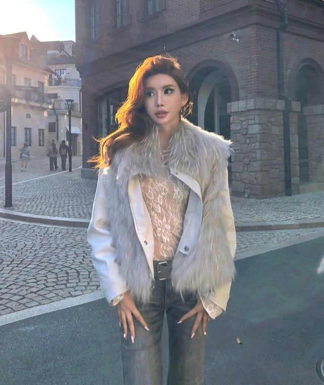 浮雕蕾丝 自发热蕾丝女秋冬内搭打底上衣 Embossed Lace Self-Heating Long-Sleeve Women’s Autumn/Winter Base Layer Top