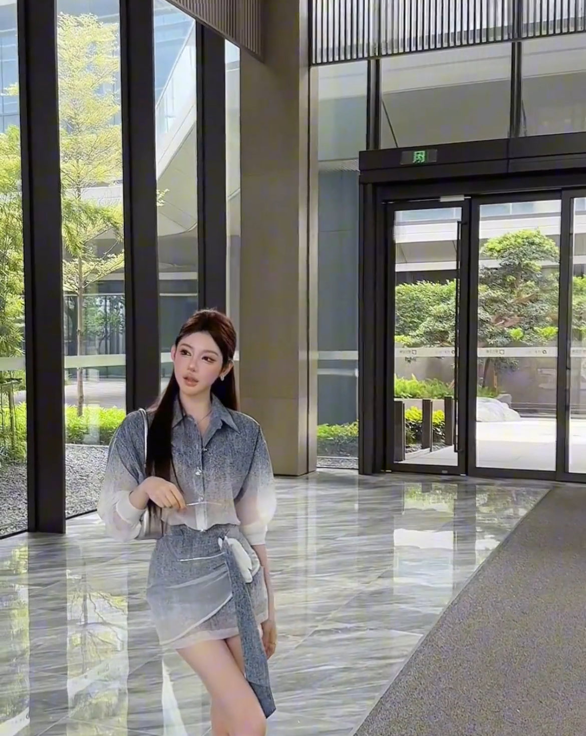 天空之境 小香渐变衬衫包臀裙套装 Sky Mirror Gradient Tweed-Style Blouse and Pencil Skirt Set