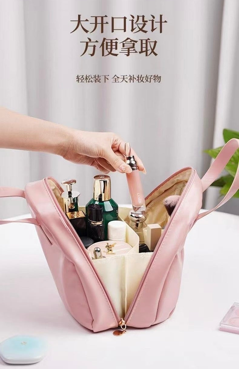 贝壳化妆包 化妆手提大容量收纳包袋 Shell Makeup Bag – Large-capacity Handheld Cosmetic Storage Bag