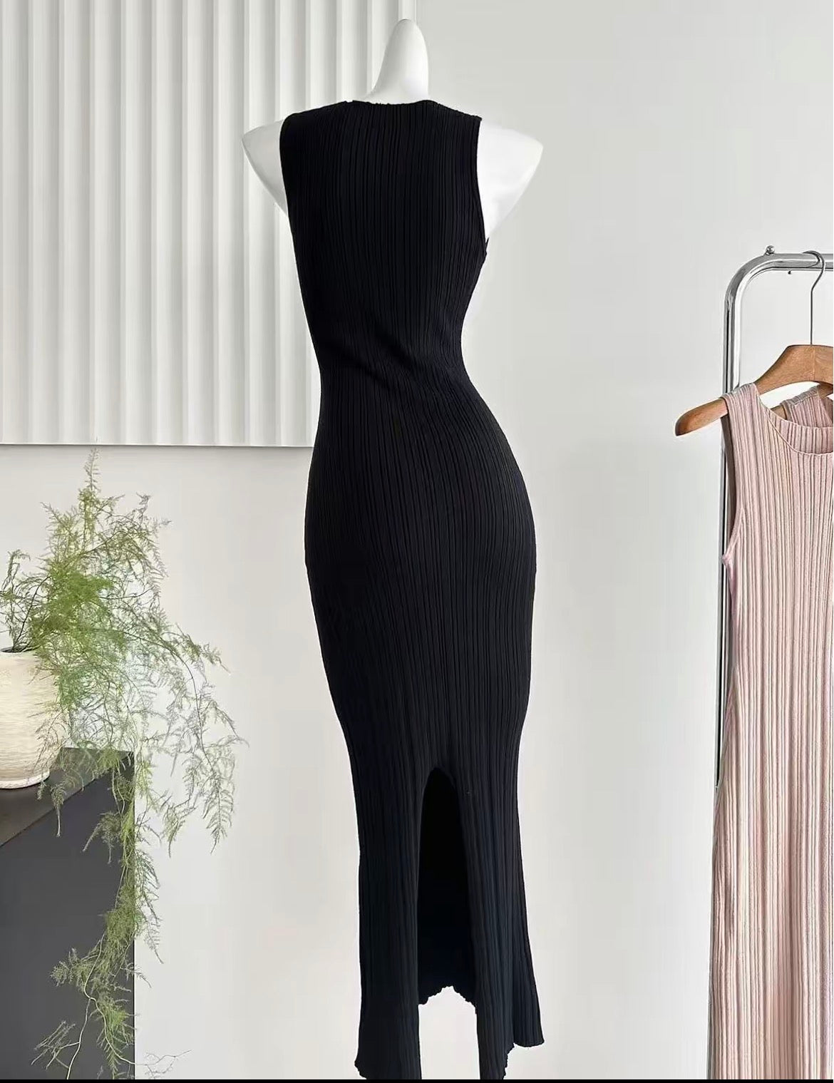 春丽 肌理感修身包臀针织连衣裙Summer Beuty sexy slim-fit bodycon long dress