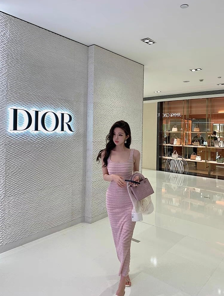 粉色太阳 肌理感收腰连衣裙 Pink Sun Textured Cinched-Waist Dress