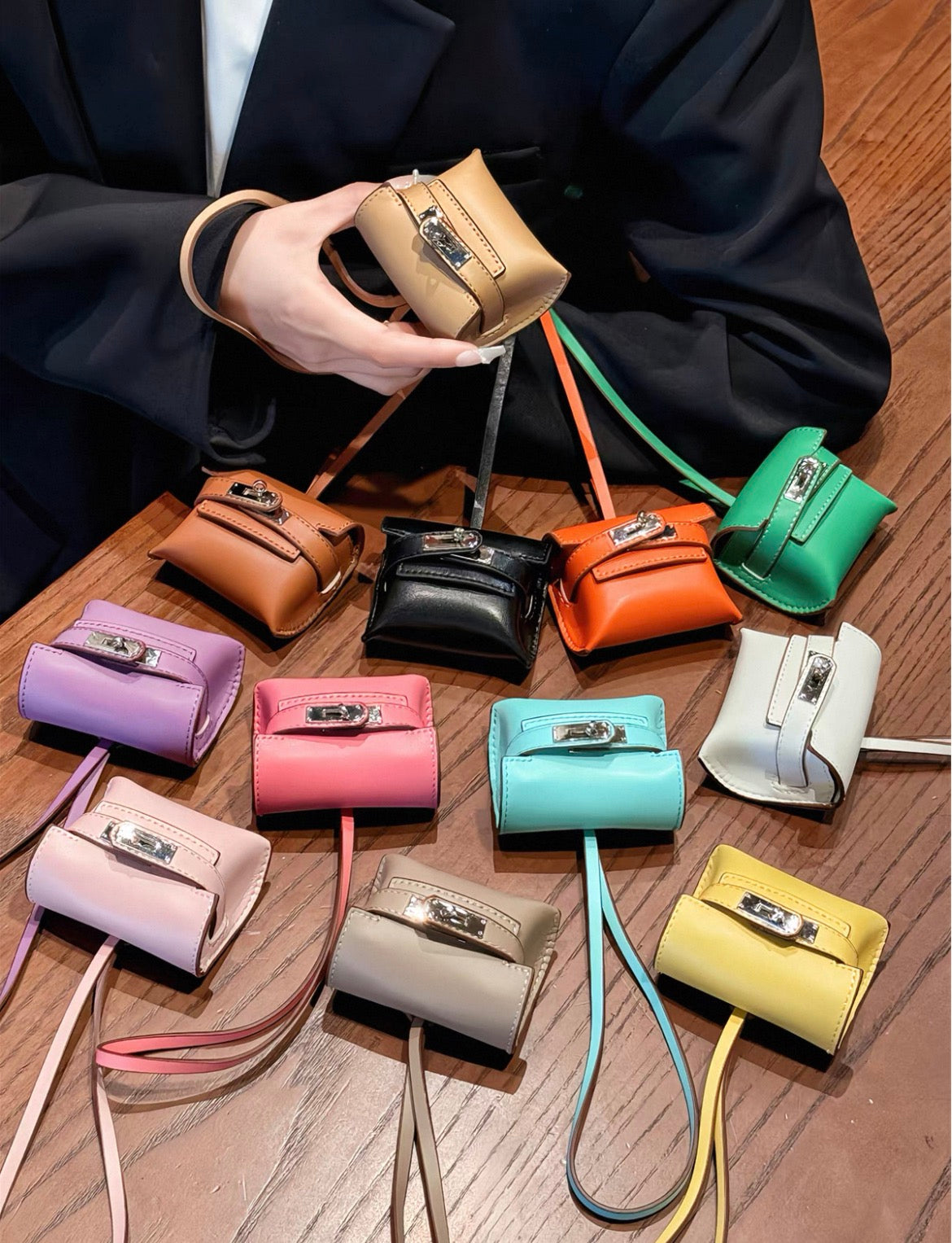 KELLY Dumpling Airpods Mini Case