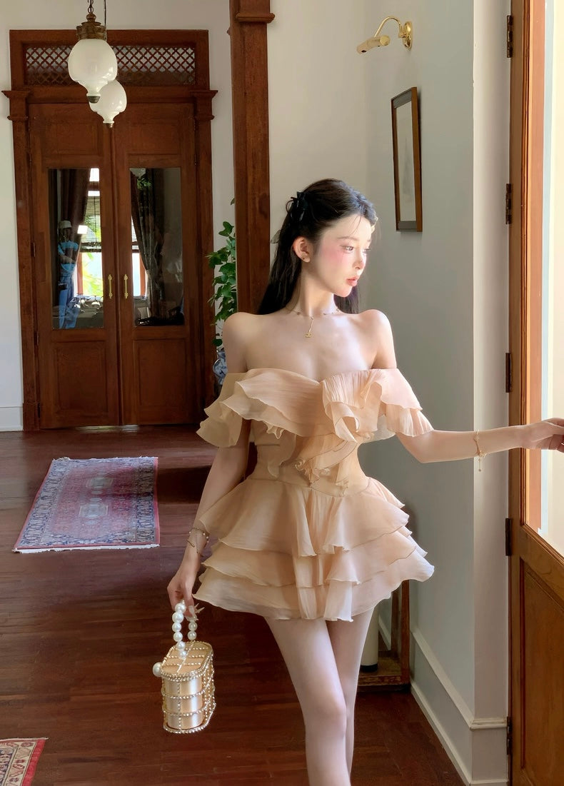 天鹅日常 花式一字肩清纯连衣裙 Swan Daily – Fancy Off-Shoulder Innocent Dress