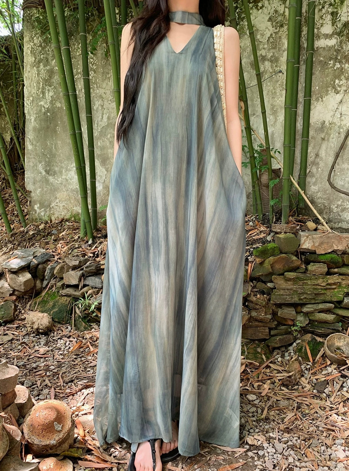 绿岛森莺 高级不撞款水墨肌理连衣裙 Green Island Forest Warbler High-End Unique Ink-Wash Textured Dress