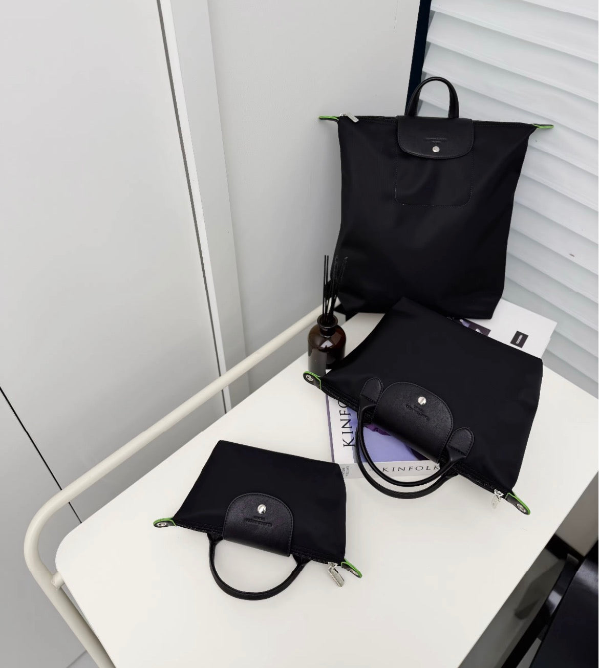 Traveler - Versatile Large-Capacity Tote & Backpack