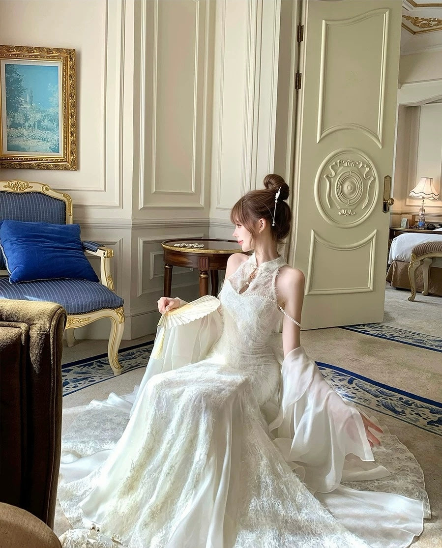 古梦琉璃 Ancient Reverie · Tailored Halter Qipao Dress