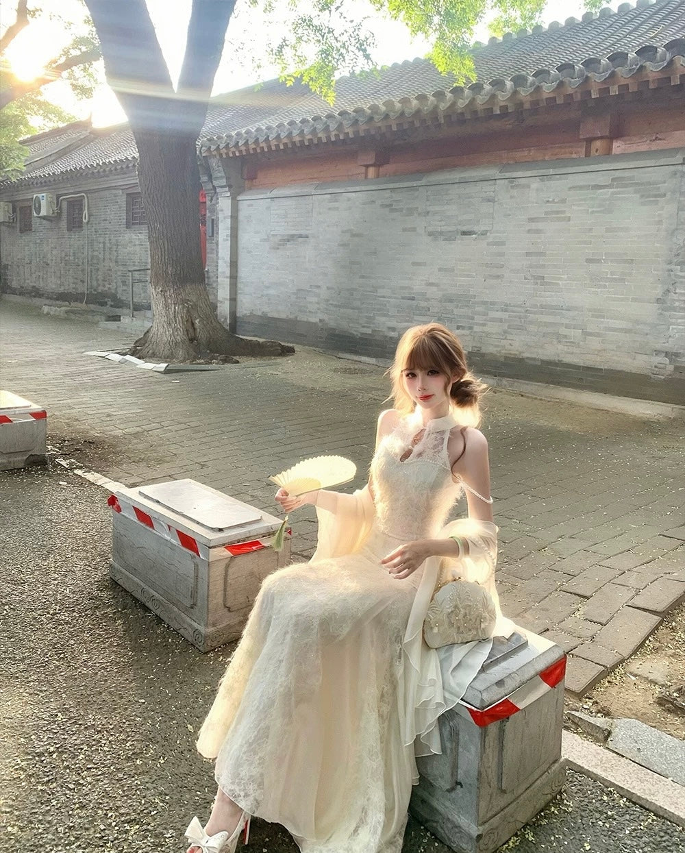 古梦琉璃 Ancient Reverie · Tailored Halter Qipao Dress