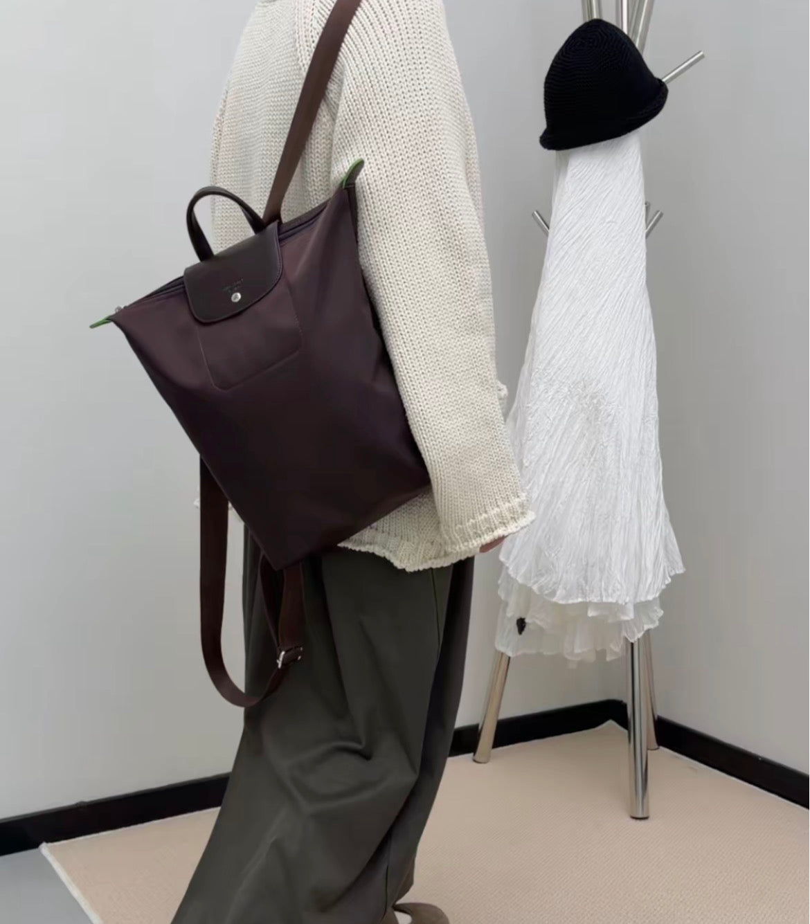 Traveler - Versatile Large-Capacity Tote & Backpack