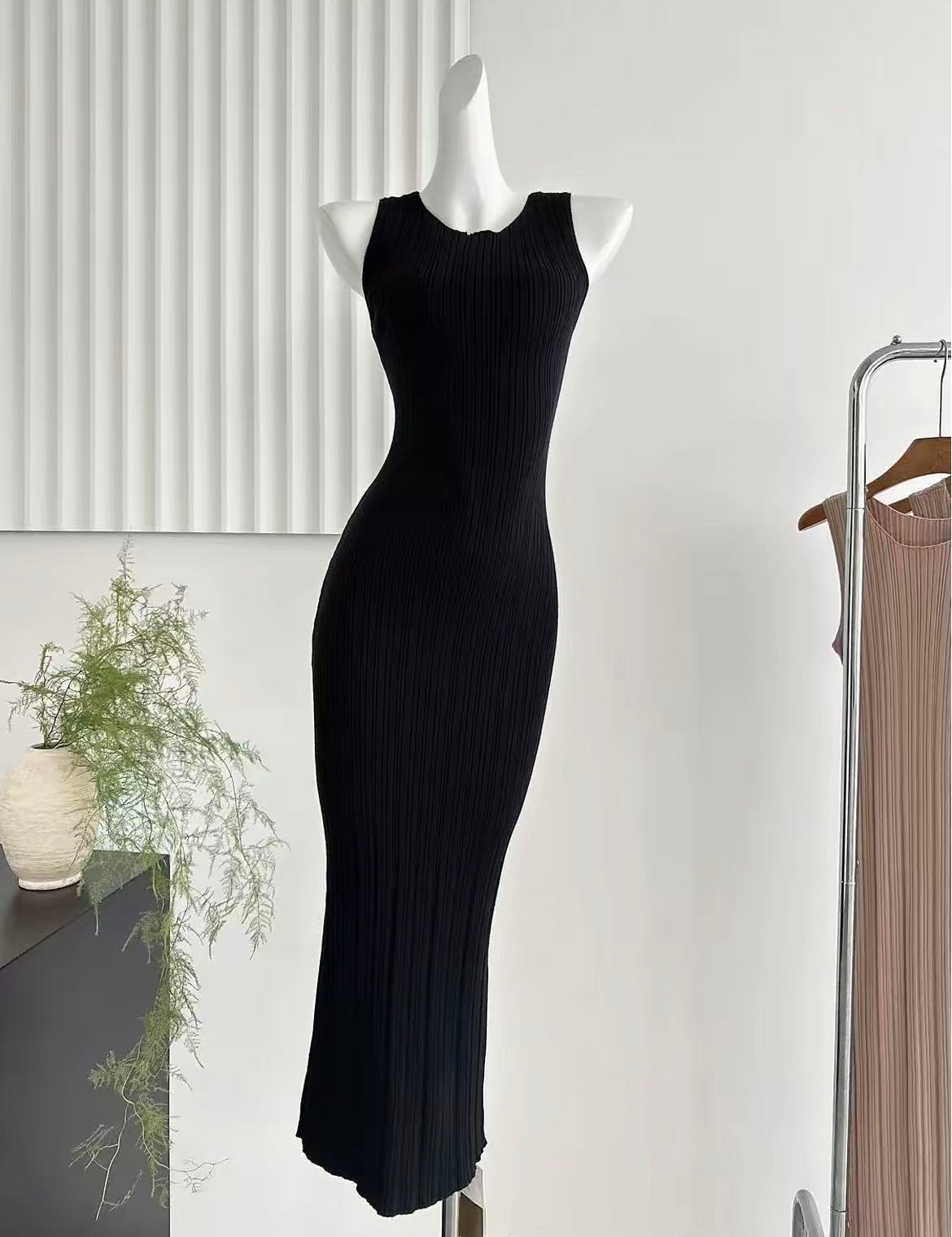 春丽 肌理感修身包臀针织连衣裙Summer Beuty sexy slim-fit bodycon long dress