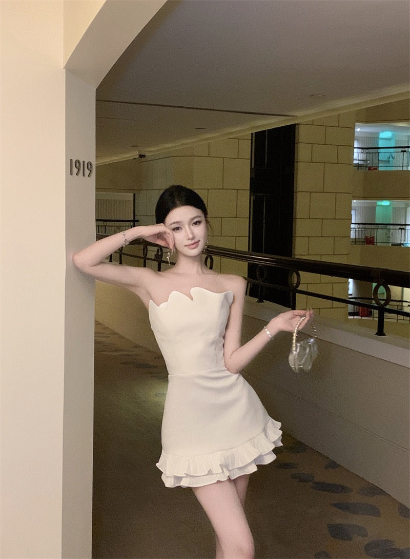 墨色邀约 不规则黑色掐腰晚宴短款连衣裙 Ink Invitation Asymmetrical Black Waist-Cinched Evening Mini Dress