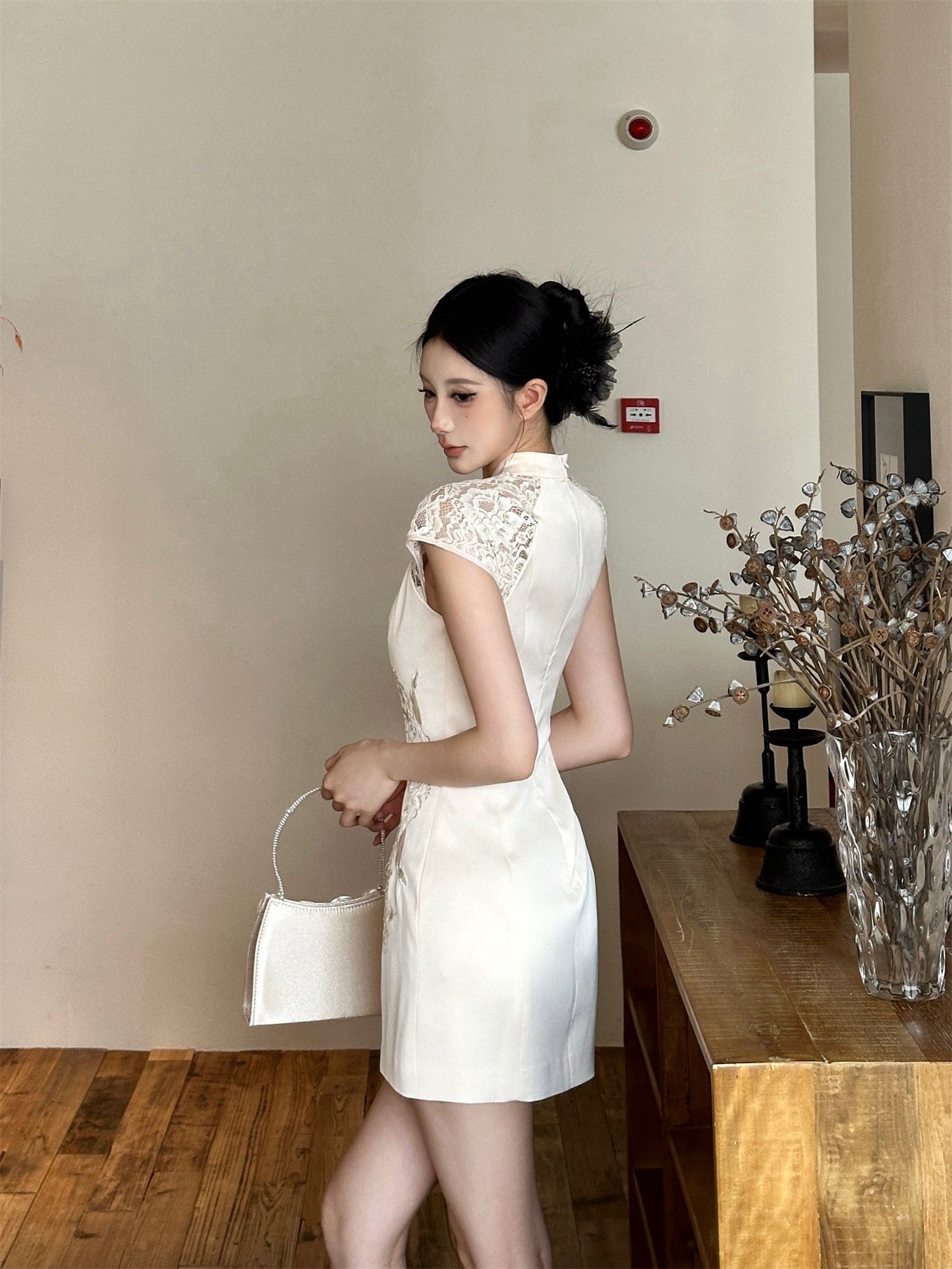 定制蕾丝 刺绣包臀原创旗袍裙 Custom Lace Embroidered Bodycon Original Qipao Dress