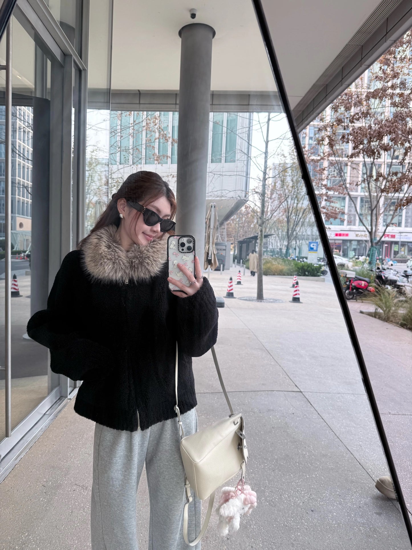 再遇见 定染毛领小颗粒羊羔毛冬装外套 ReMeet Dyed-Fur Collar Small-Pile Sherpa Winter Coat