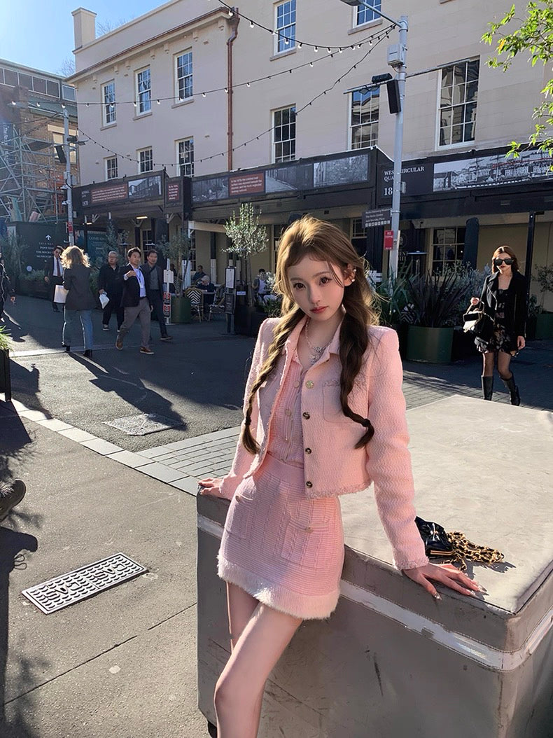 蓝花楹 宽松拼接纱线毛感针织上衣+半裙套装 Jacaranda Loose-Fit Fuzzy Knit Top and Skirt Set