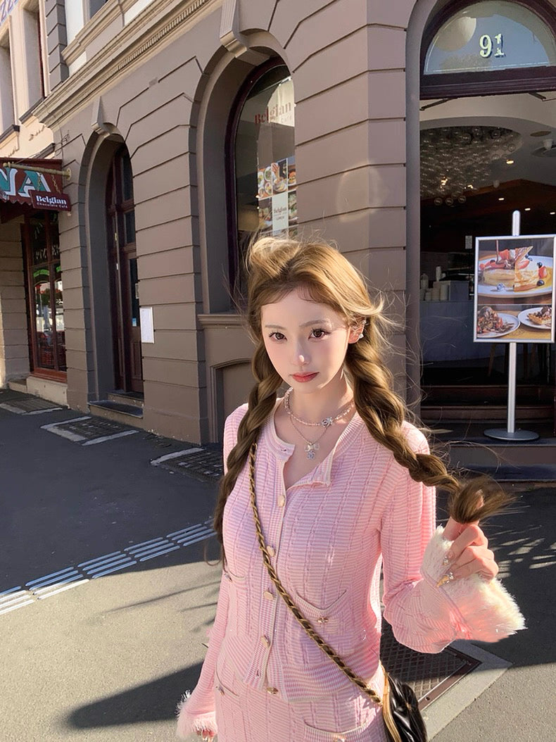 蓝花楹 宽松拼接纱线毛感针织上衣+半裙套装 Jacaranda Loose-Fit Fuzzy Knit Top and Skirt Set