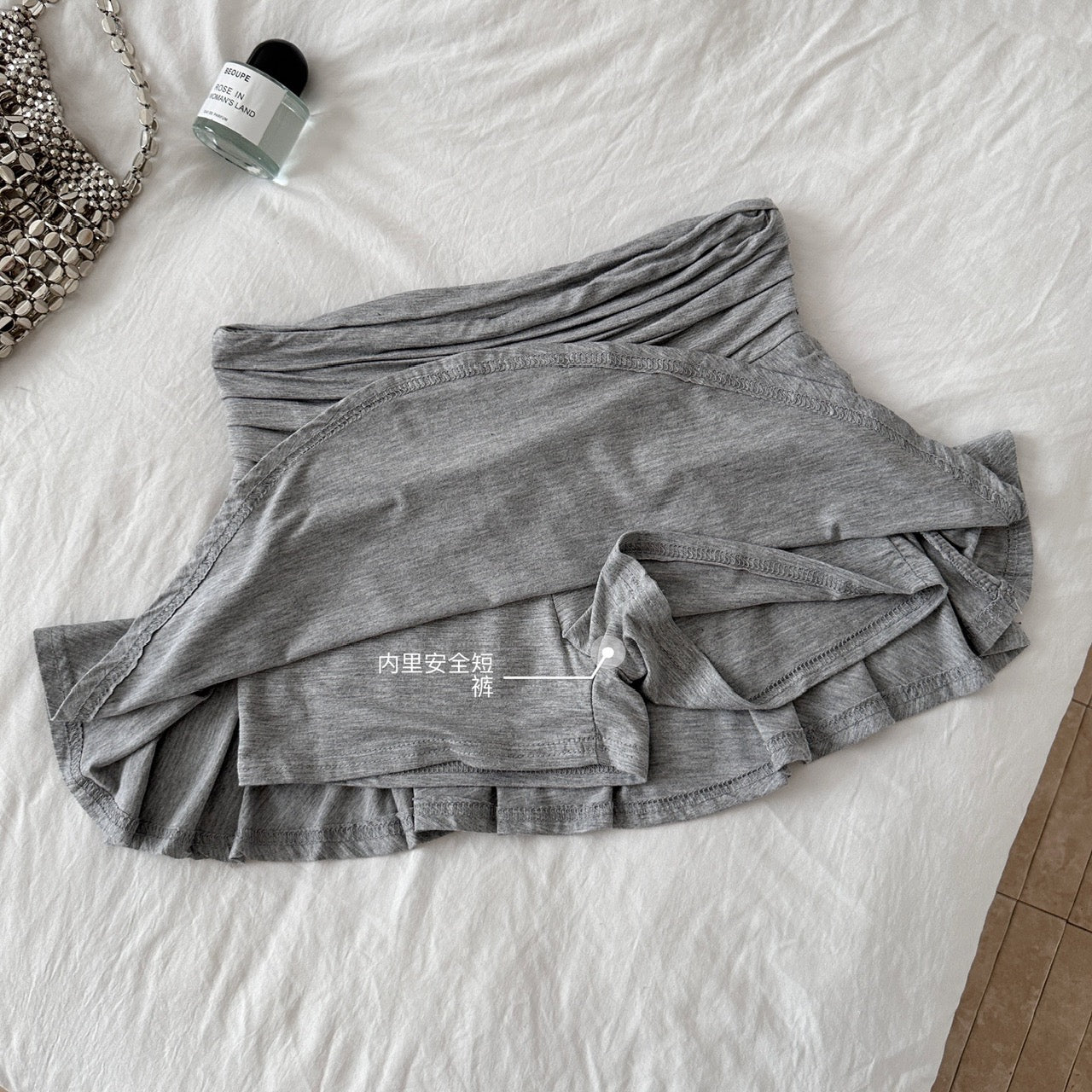 瑜珈少女 中腰褶皱运动百搭A字半裙 Yoga Girl Mid-Rise Ruched Versatile A-Line Sports Skirt