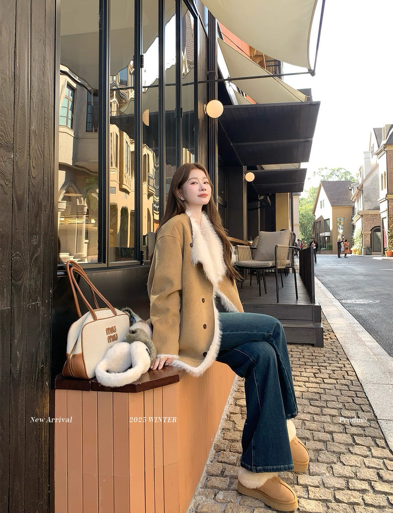 旧日咖啡馆 韩系皮草大翻领仿麂皮绒大衣 Old Days Café Korean-Style Faux Fur Wide-Collar Suede Coat