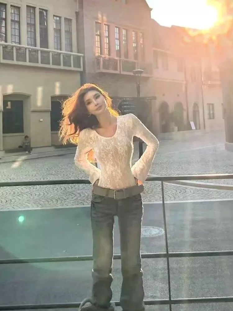 浮雕蕾丝 自发热蕾丝女秋冬内搭打底上衣 Embossed Lace Self-Heating Long-Sleeve Women’s Autumn/Winter Base Layer Top