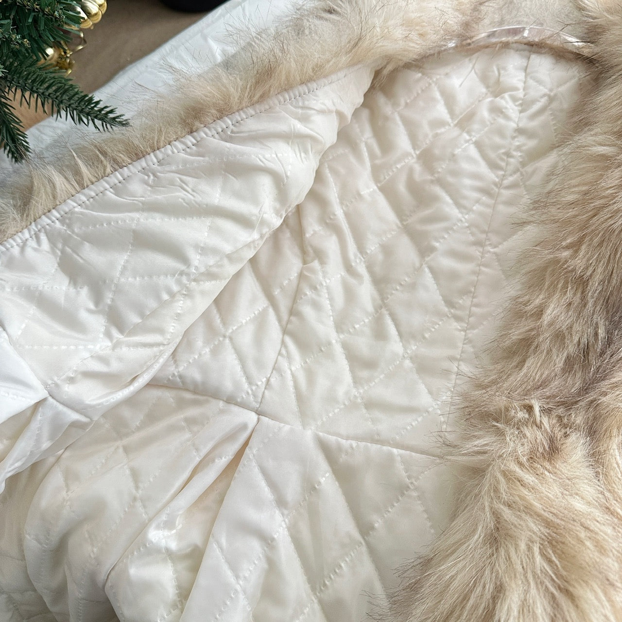 西棠佳人 小说女主感仿皮草收腰连衣裙大衣 Xitang Beauty Novel-Inspired Faux Fur Waist-Defined Dress Coat