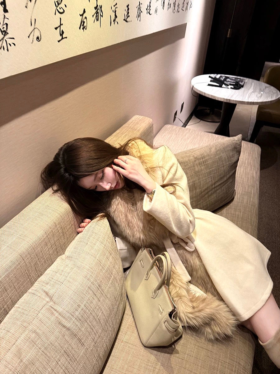 西棠佳人 小说女主感仿皮草收腰连衣裙大衣 Xitang Beauty Novel-Inspired Faux Fur Waist-Defined Dress Coat