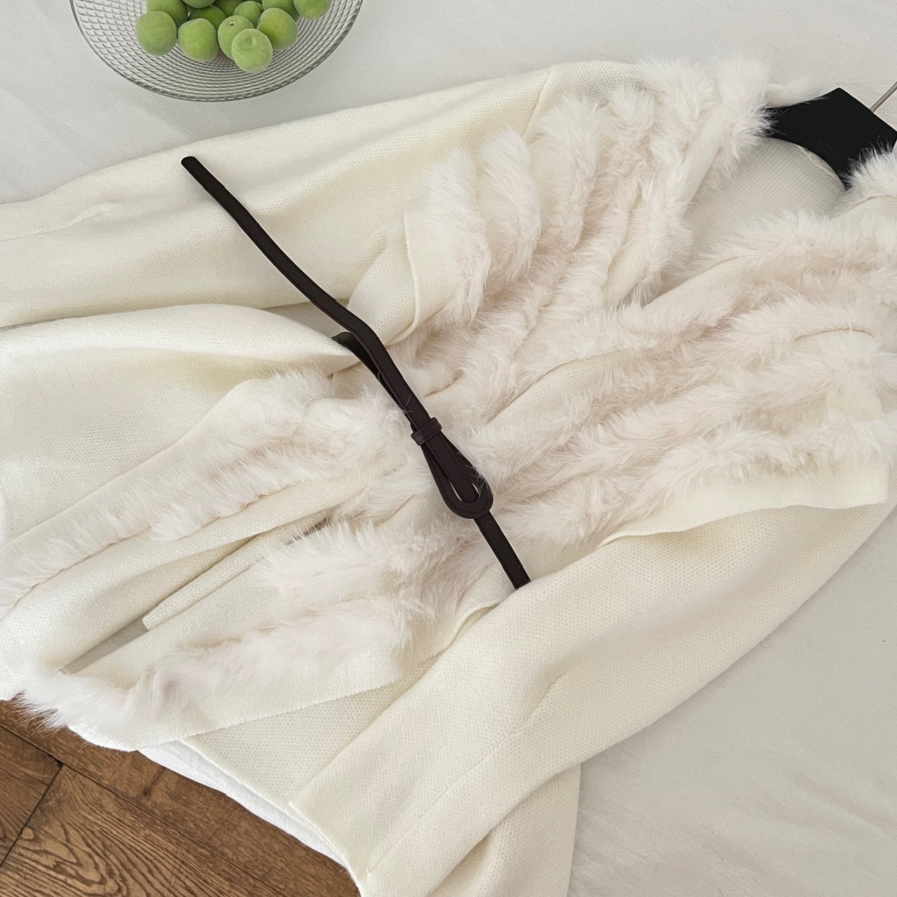 娇宠贵女 长款狐狸毛领收腰针织女外套 Pampered Noble Lady Long Knitted Coat with Fox Fur Collar and Waist Cinching