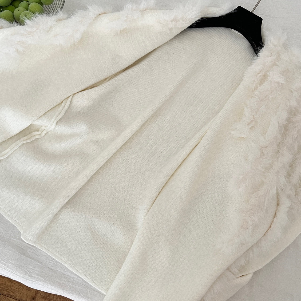 娇宠贵女 长款狐狸毛领收腰针织女外套 Pampered Noble Lady Long Knitted Coat with Fox Fur Collar and Waist Cinching