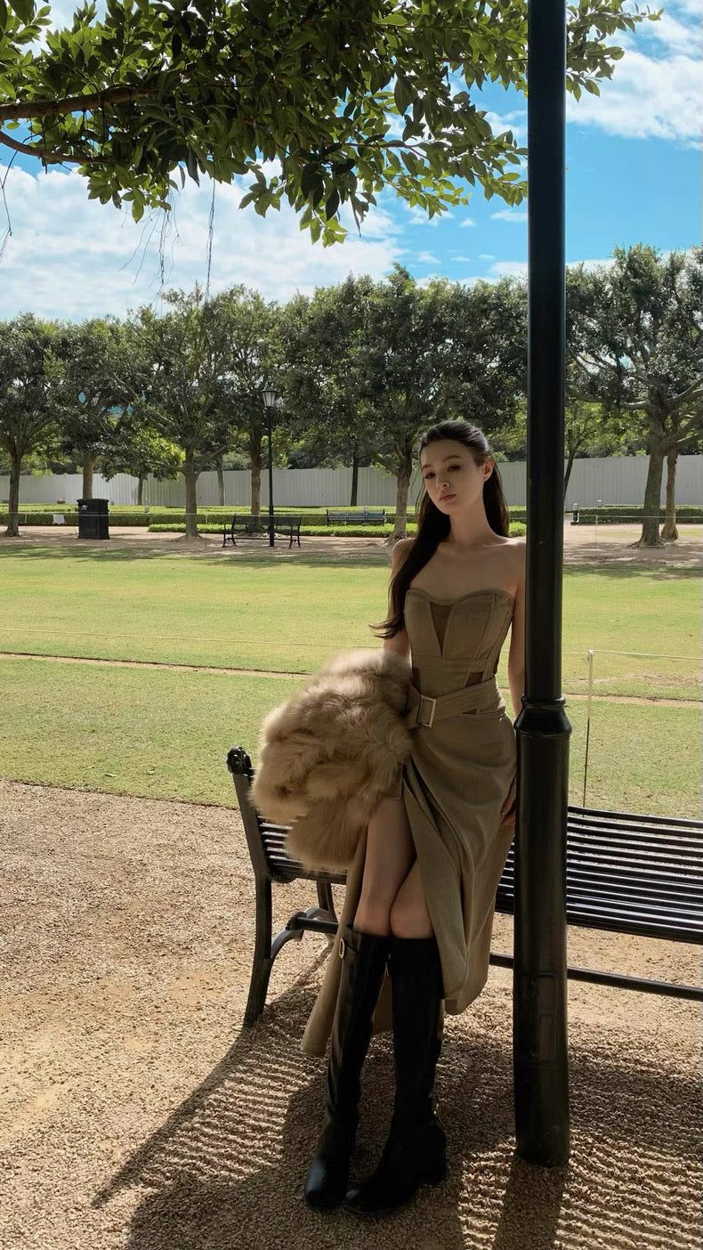 原则之上 时髦鱼骨镂空抹胸连衣裙 Above Principles – Fashion Boned Cut-Out Strapless Dress