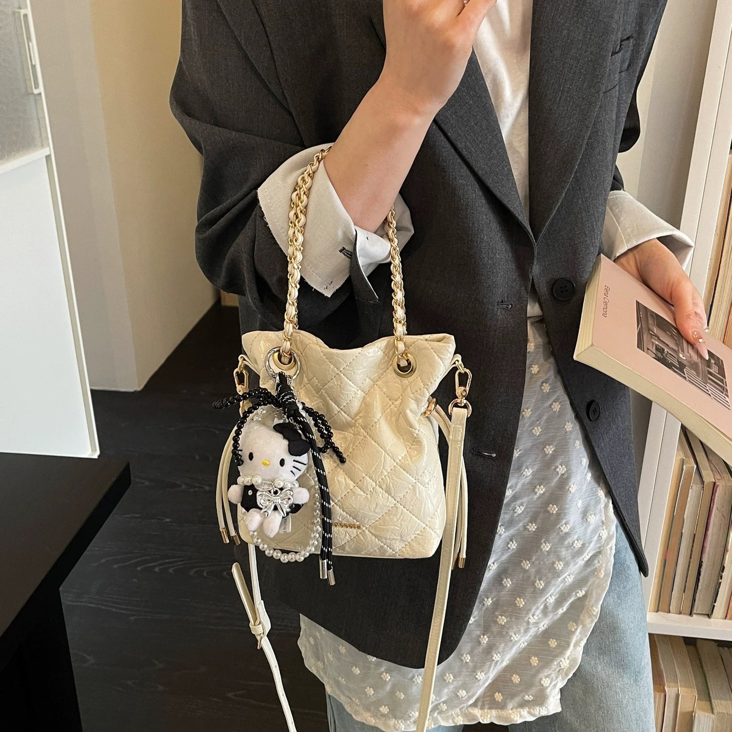 Seoul Glow The Ultimate Urban Chic Large Tote